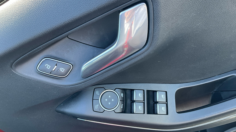 Ford Puma 1.0 EcoBoost Hybrid mHEV 155 ST-Line X 5dr Petrol Hatchback